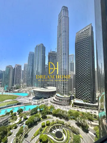 Iconic Burj Khalifa Living | Spacious 1BR | Downtown Dubai