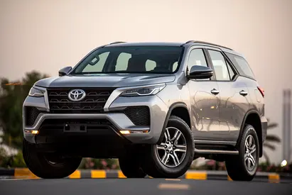 Toyota Fortuner 2023 EXR GCC Specs - Low Mileage - Excellent Condition