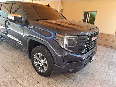 GMC. SIERRA رمادي غامق