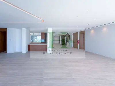 Ultra Luxury Beachfront Villa | Zuha Island | Skyline Views