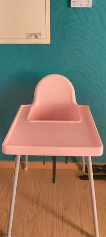 Baby Ikea pink highchair