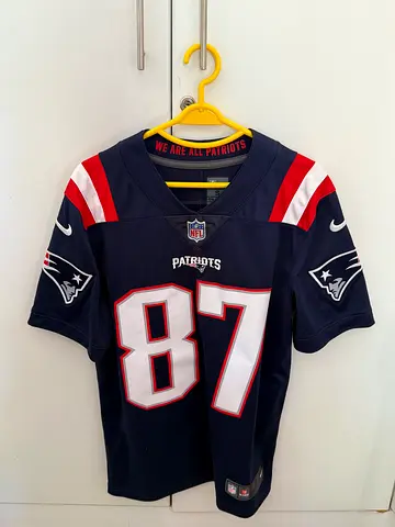 *AUTHENTIC* Rare Rob Gronkowski #87 Patriots Jersey