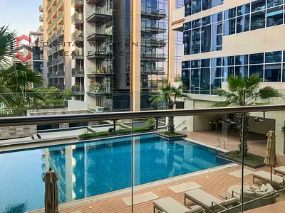 Prime Location | Bright Unit | Fitted Kitchen