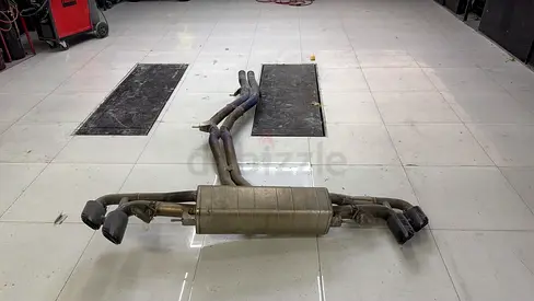 Original Lamborghini Urus Akrapovič Exhaust System OEM
