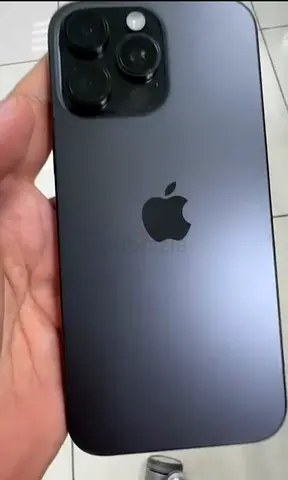 16 pro max, 256gb, small dot in lcd , read ad first then contact