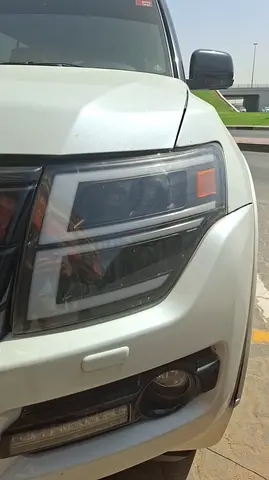 LED integrated Head light set Pajero 2020