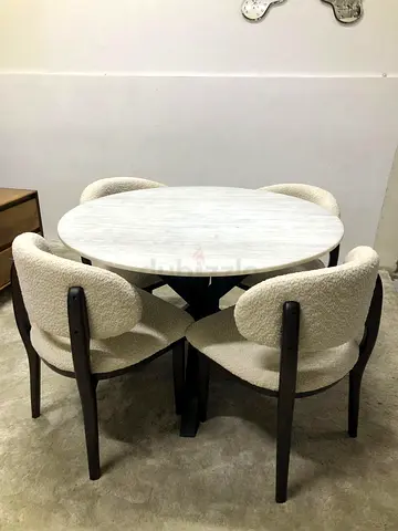 Haven 4-seater dining table with 4-chairs