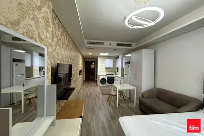 Stylish Studio | Pool Facing | PetFriendly