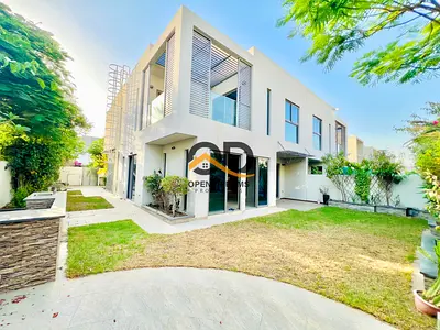 Luxury 4BR Semi-Detached Villa | Modern Design | Like Brand New | Exclusive Hot Offer!