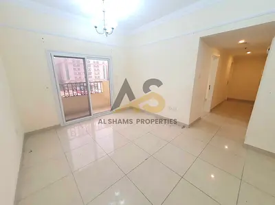 Upgraded 3bhk With Balcony Parking wardrobe Prime location