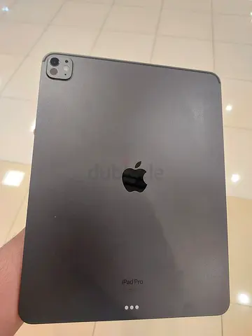 iPad Pro M4 13-inch in Excellent Condition