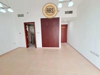 Very Huge Size 2Bhk With Master Rooms Full Facilities