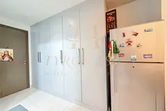Stunning Pool View Studio | Chiller Free + Parking