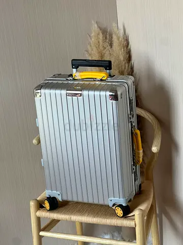 RIMOWA classic silver suitcase