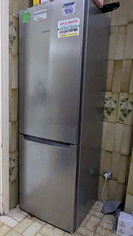 Samsung Silver Bottom-Freezer Refrigerator - Good Working Condition