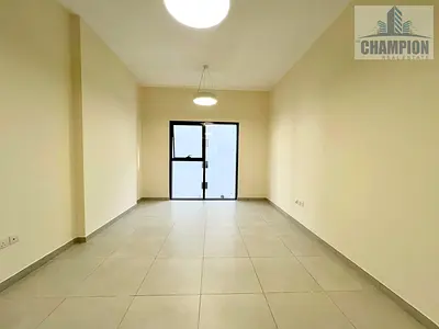 شقة بغرفة نوم واحدة | جراي بيرل ريزيدنس | إطلالة على الشرفة والفناء | غير مفروشة
