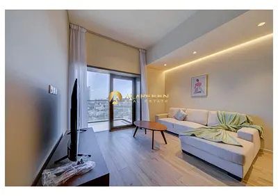 Fully Furnished | Luxurious 1BR | Community View