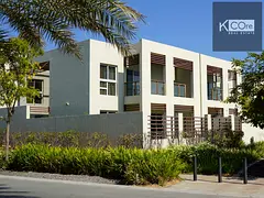 Luxury 3BR Malibu Townhouse |Prime Beachside Living