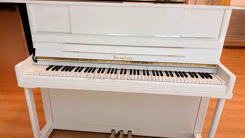 Upright Piano Kreutzer