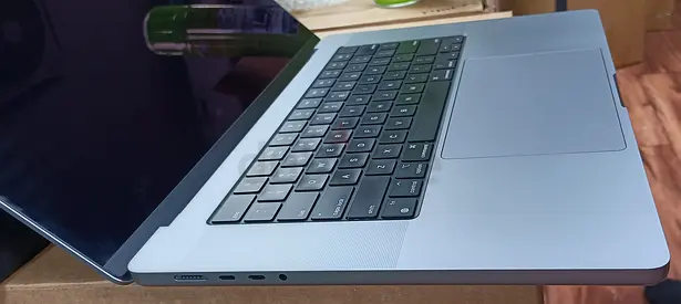 MacBook Pro 16 (M1 Pro, 16GB, 512GB) Space Grey - Mint Condition (Like New)+Bag Free