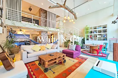 Vacant on Transfer | Near Metro | Duplex