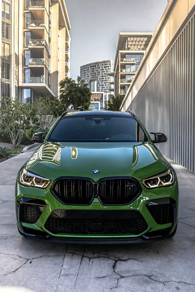 BMW X6 2021 — photo 1 of 10