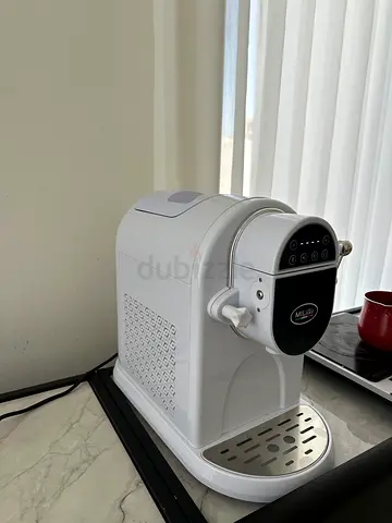 Ice cream maker milano  brand new used only 6 times