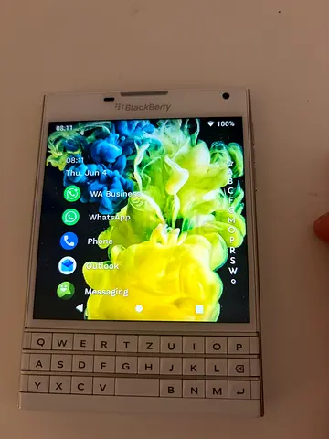 BlackBerry Passport Android 11 White full set as new
