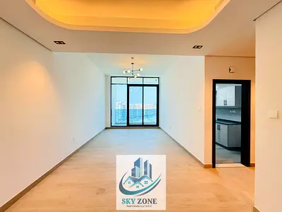BRAND NEW ULTRA LUXURIOUS AND SPACIOUS 3 BEDROOM WITH CLOSED KITCHEN NEAR TO Q 1 MALL AND PARKING. .