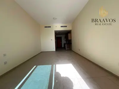 Chiller Free | Balcony | Pool view