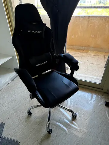 Black Ergonomic Gaming/Office Chair with Lumbar Support