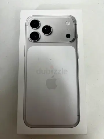 Apple iphone 17 pro max silver
