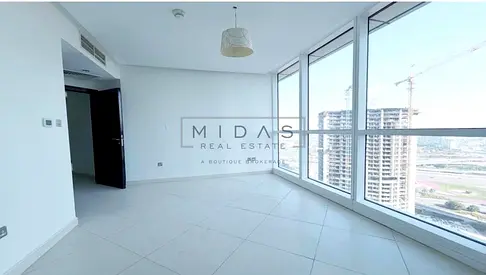 3BR/Chiller Free/Vacant/City View/Un Furnished