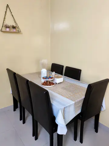6 chair dinning table
