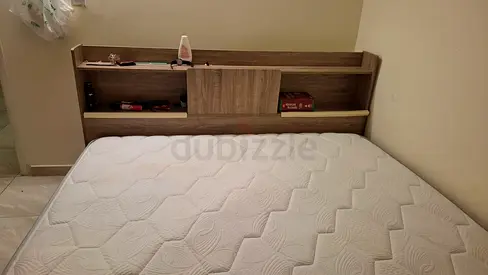 King size Bed and coat (180×200)(New Bedset -5Months used)