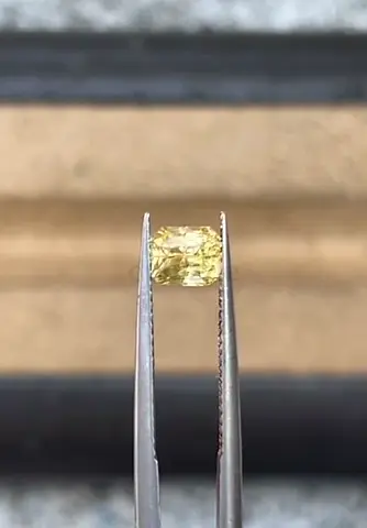 Gemstone Yellow Sapphire