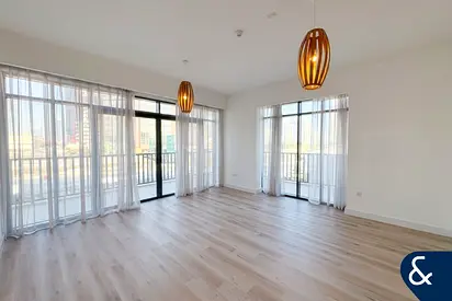Vacant | Large Terrace | Marina Skyline Views