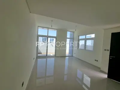 Vacant | 3bedroom +Maid | Stand Alone