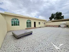Big Size 5bhk villa All Room Atteachd Bathroom Near Park 85k