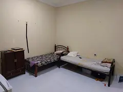 Bedspace available for executive Indian  bachelors