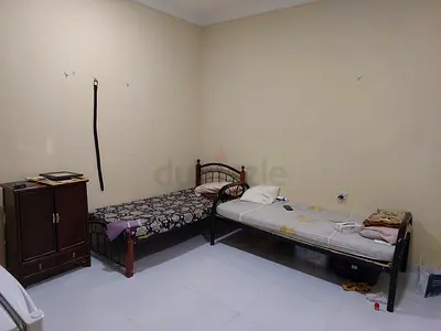 Bedspace available for executive Indian  bachelors
