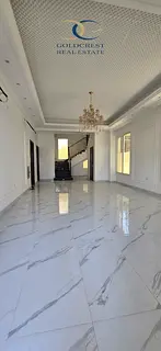 4 BED ROOMS WITH MAJIS , 2 LIVING HALLS AND 2 KITCHENS !