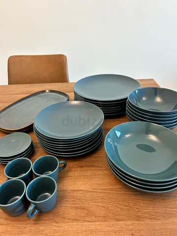 Complete Dinnerware Set – Blue Plates, Bowls  Sharing Plates (Like New)