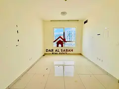 6 cheque payment/deposit cash/ ready to move / very huge apartment ?