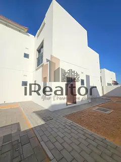 Big and Luxury 5 Bed | Ready for Move-In | Affordable