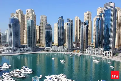 HighFloor Apartment With Stunning Marina Views