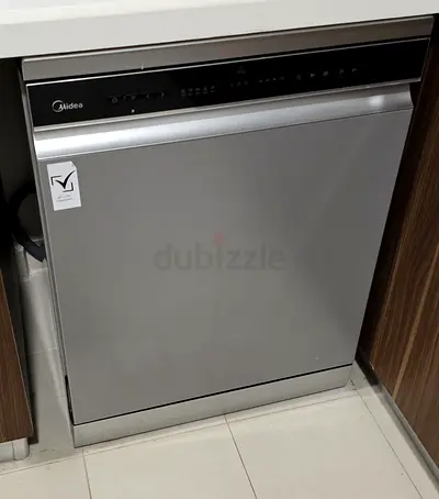 Midea Smart Freestanding Silver Dishwasher - Good Working Condition WQP14-W7633CS