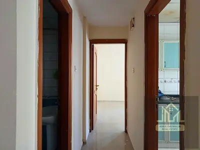 CENTRAL AC 1BHK+2 WASHROOM CLOSE KITCHEN WITH BALCONY