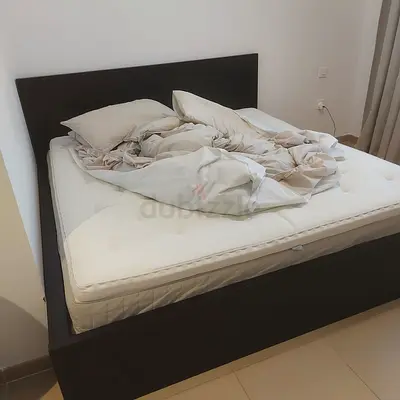Ikea malm King size bed with matters