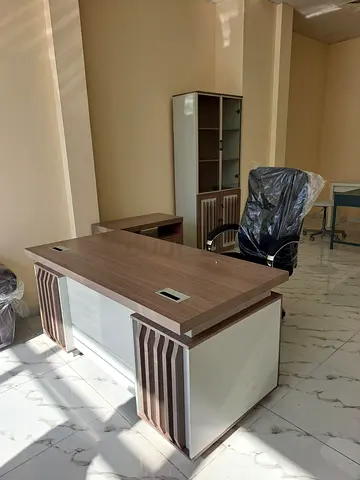 Brand New 160 Cm L Shape Office Table